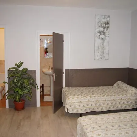 Hotel Le Grand 2*